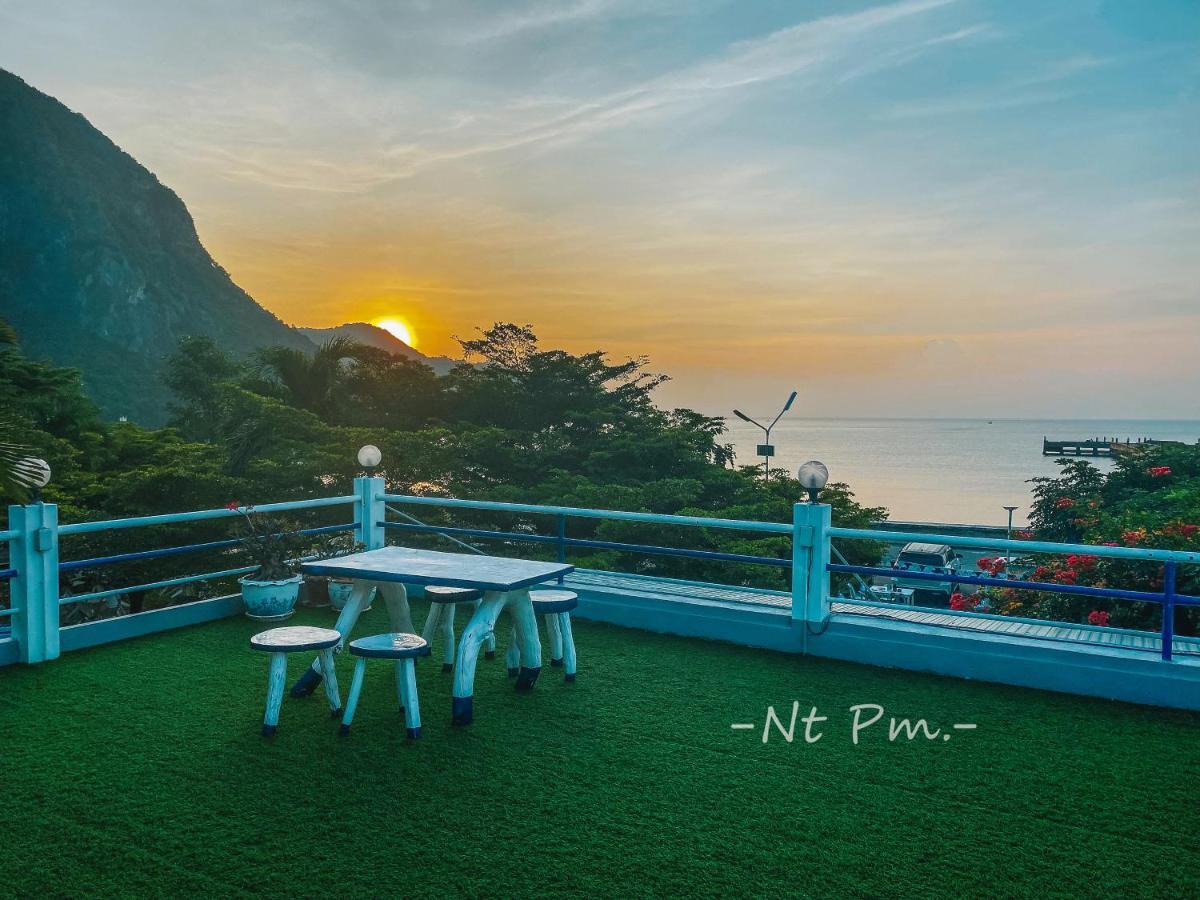 ฟ้าทะลายโจรรีสอร์ท Prachuap Khiri Khan Buitenkant foto