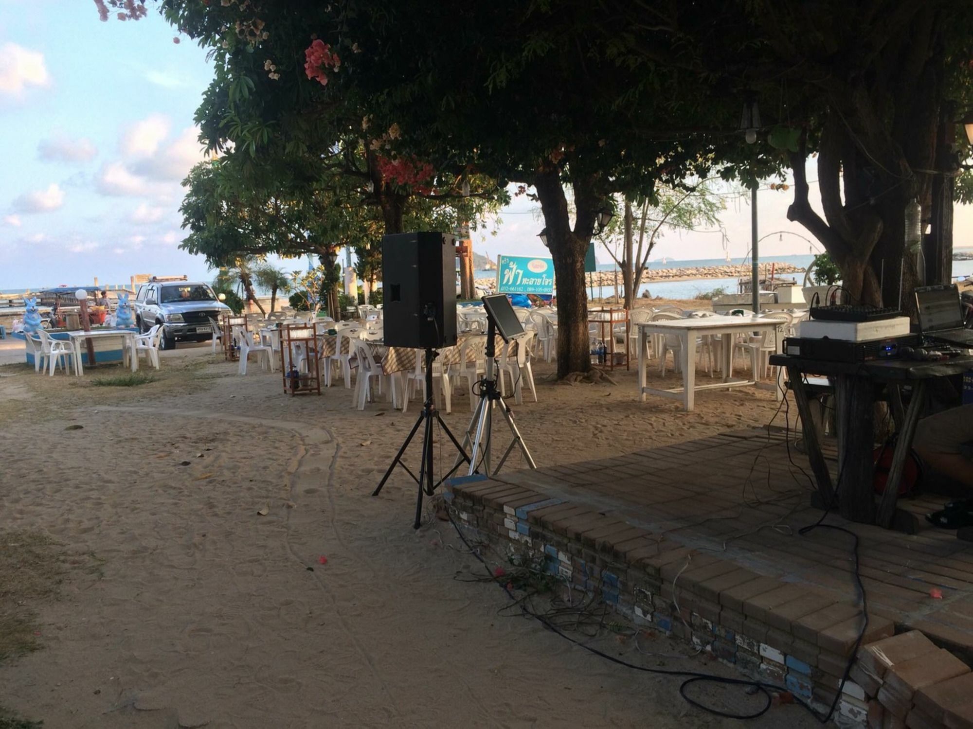 ฟ้าทะลายโจรรีสอร์ท Prachuap Khiri Khan Buitenkant foto