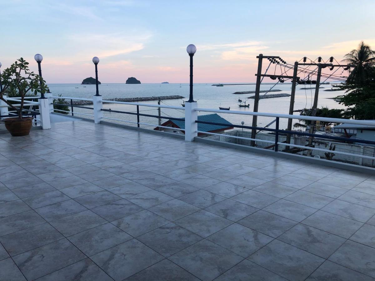 ฟ้าทะลายโจรรีสอร์ท Prachuap Khiri Khan Buitenkant foto